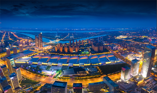 ����ʮ�ߌ�ȫ��ֲ����(li��n)ϵ�Ԓ��չ����ַ