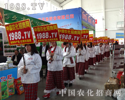 �ɐ۵�С���΢Ц�浽ÿһλ��չ��